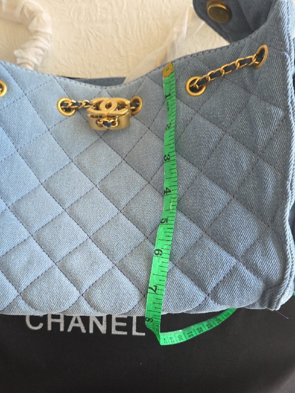 NWOT Light Blue Quilted Denim Shoulder Bag with Gold Hardware - Picture 9 of 12